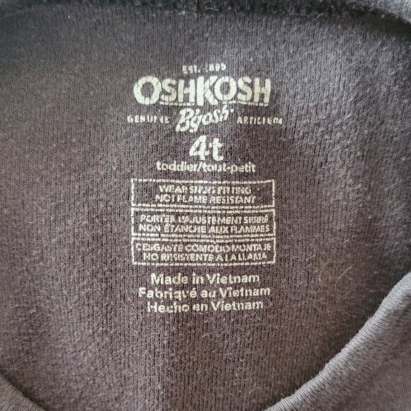 Bundle 4T pajamas - Picture 13 of 16